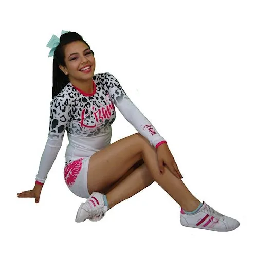 Uniforme cheer sublimado en lycra – top y falda personalizados