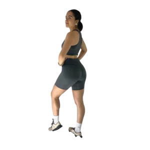 Conjunto deportivo top y capris para gym, como y transpirable color Gris Oxford